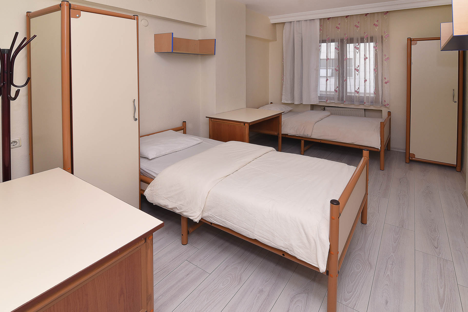 kocaeli-kumlu-otel-tek-kisilik-oda